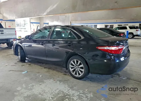 2016 Toyota Camry Le z USA, uszkodzony, nr VIN 4T1BF1FK2GU530345